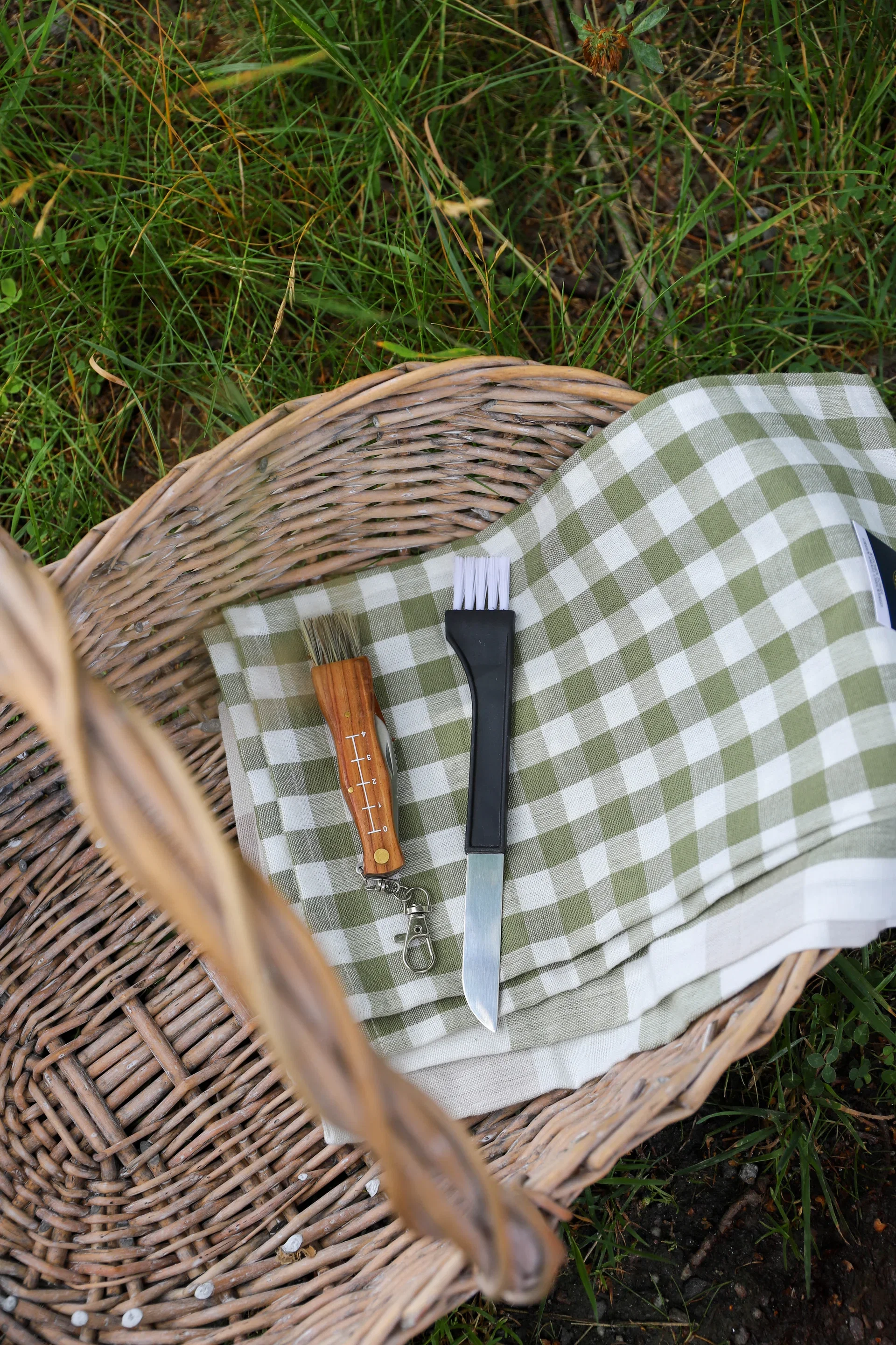 K&C Low harvest basket  Grey 50x29xH12/34cm