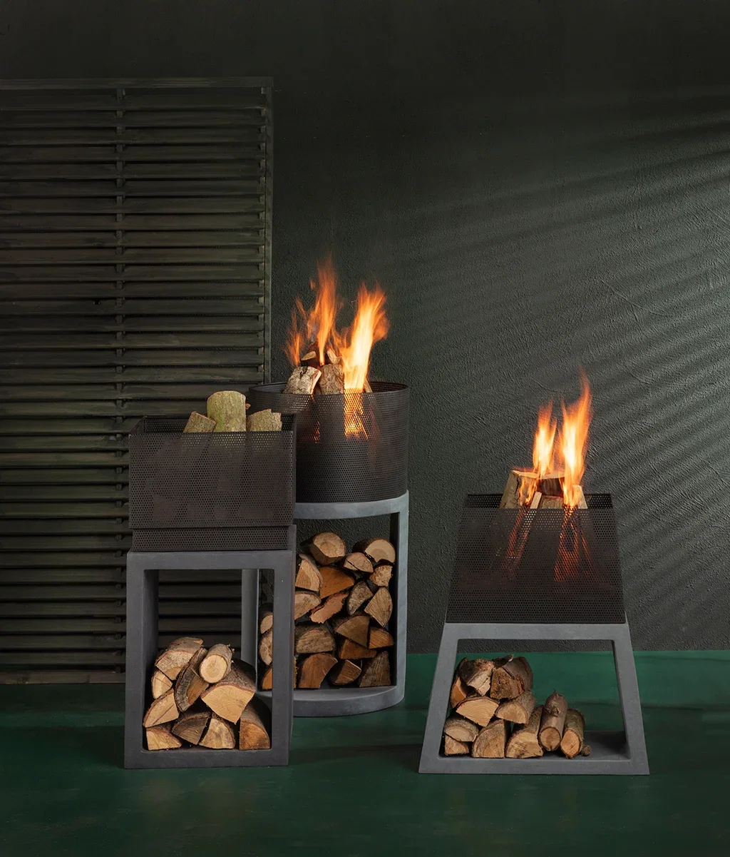 Ved - Klyvd björkved för eldstäder och brasor